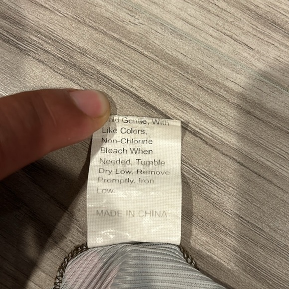 SHEIN crop top size Small - Picture 3 of 3